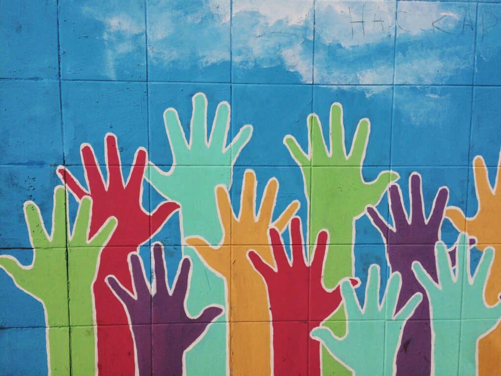 Celebrities who Send money to Colombia and Mexico