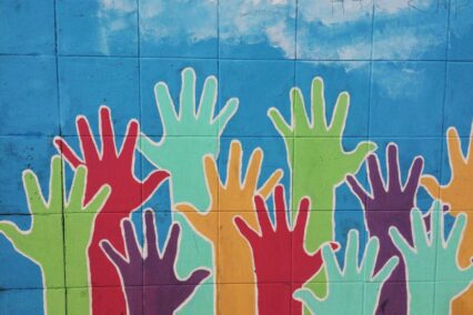 Celebrities who Send money to Colombia and Mexico