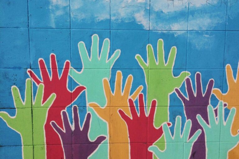 Celebrities who Send money to Colombia and Mexico