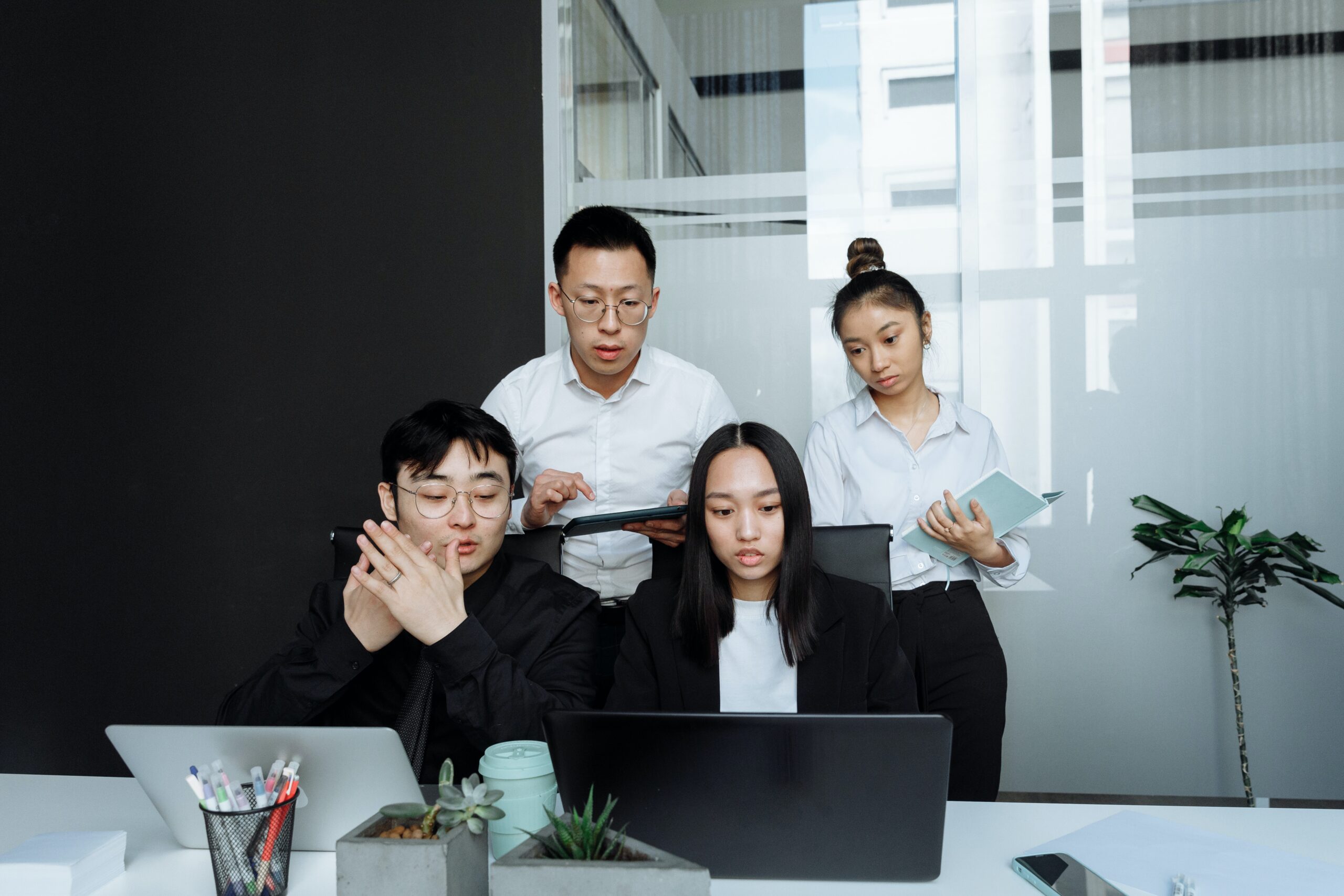 移民如何在美国寻找企业补助金:策略、资源与申请指南 - 超越边界—知識不設限