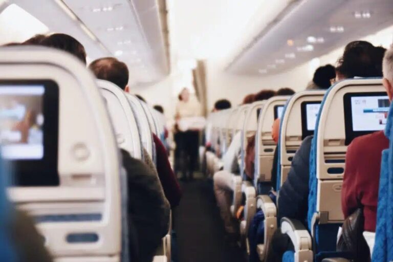 Cheap international flights: interior of an airplane