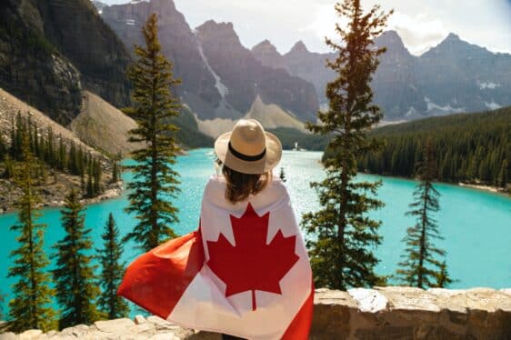 Cách trở thành công dân có quốc tịch ở Canada: Hướng dẫn đầy đủ cho bạn