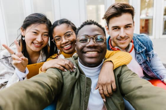 How to Set Yourself up For Financial Success in 2025