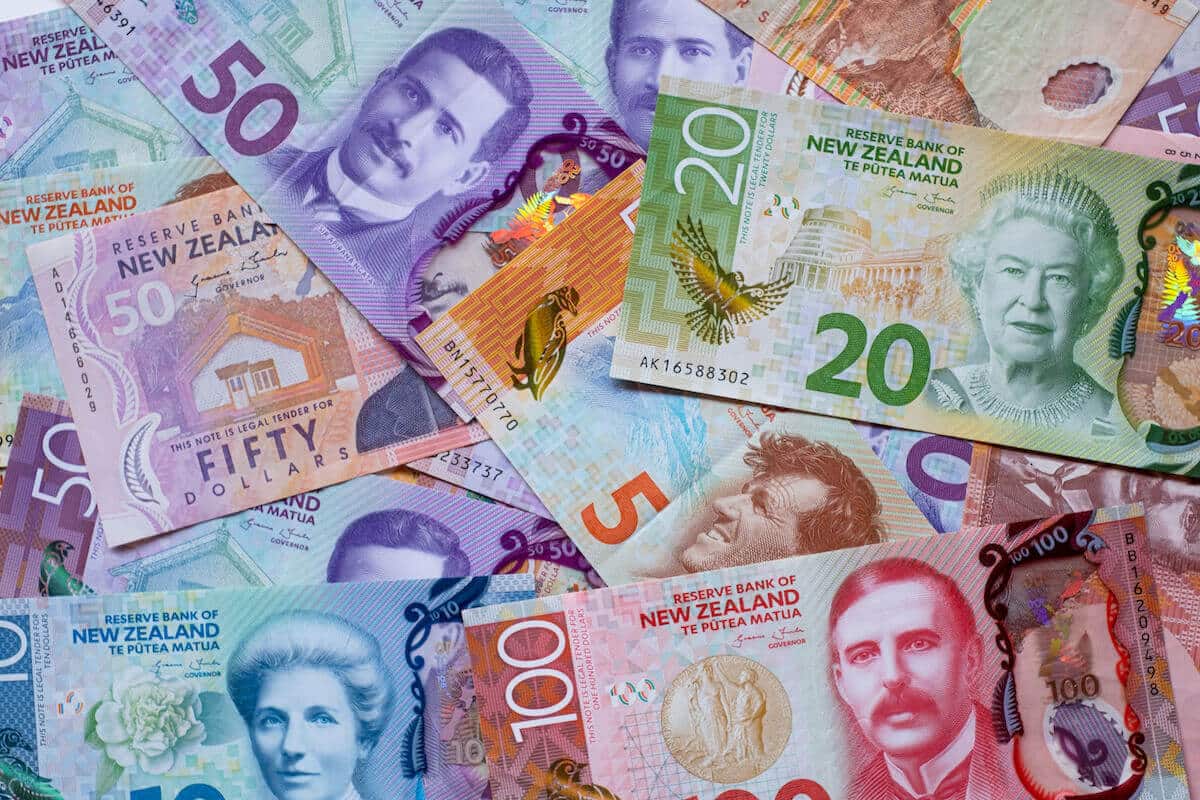 New Zealand Dollar (NZD) Currency Guide | Remitly