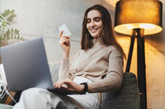 Trasferirsi all’estero: come stabilire il credito in un nuovo paese