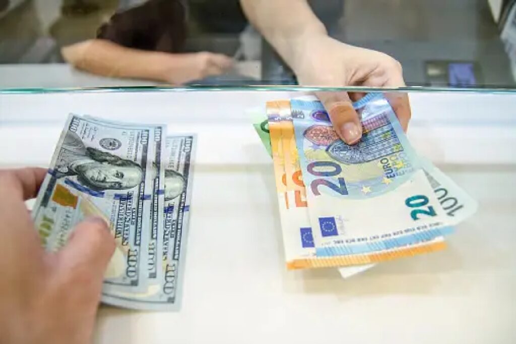 Pagpapadala at pagtanggap ng pera