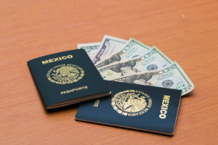 Cómo renovar el pasaporte mexicano en Estados Unidos (2026): requisitos, cita y tiempos