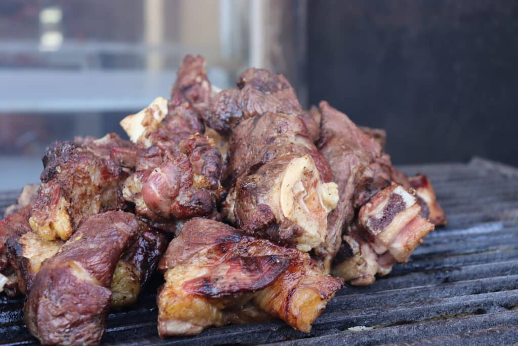 safaritravelplus, CC0, via Wikimedia Commons Nyama Choma