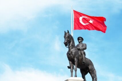 Zafer Bayramı 2026: Tarih, Anlam ve Kutlama Rehberi