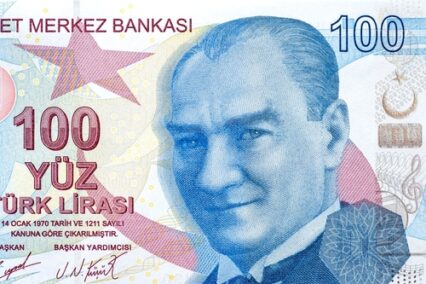 100 TL’nin Arkasında Kim Var? Buhurizade Mustafa Itri Efendi’yi Tanıyın