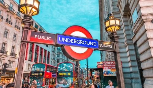 A Complete Guide to Public Transport in the UK: Modes, Costs, and How to Get Around