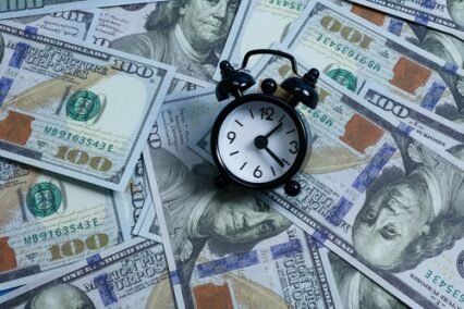 What Time Does Direct Deposit Hit? Typical Posting Times in the U.S. (Plus What Can Delay It)