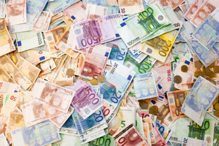 Why People Transfer Large Sums Internationally (And How to Do It Safely)