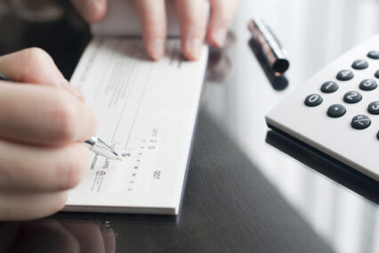 How to Write a Check: 6 Steps + Common Mistakes to Avoid