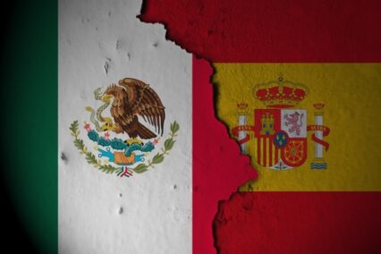 Flags of Mexico and Spain
