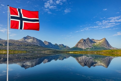 Trabajar en Noruega siendo español (2026): requisitos, pasos y dónde buscar empleo