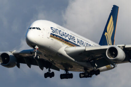 How Long Is the Flight from Singapore to London? Times, Layovers, and Arrival Tips