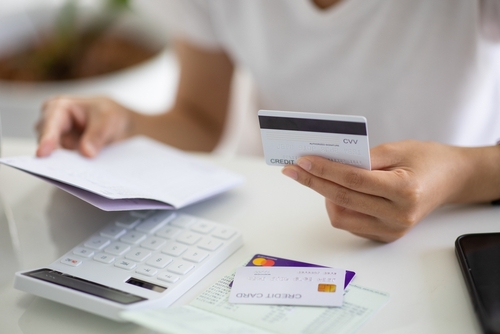 Cómo mejorar tu solvencia en España: CIRBE, ASNEF y pasos para acceder a préstamos e hipoteca