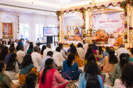 Guru Purnima 2026 in the UAE: Date, Meaning & How It’s Celebrated