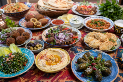 West Asian Cuisine for Australians: Middle Eastern Food Traditions, Dishes, and Ingredients
