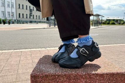 What Are Tabi Shoes? The Japanese Origins and History Behind the Iconic Split-Toe Design