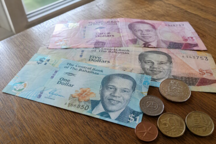 ¿Qué Significa El Símbolo De Dólar Bahameño?