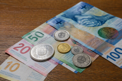 ¿Cómo Se Escribe El Símbolo De La Moneda Franco Suizo?