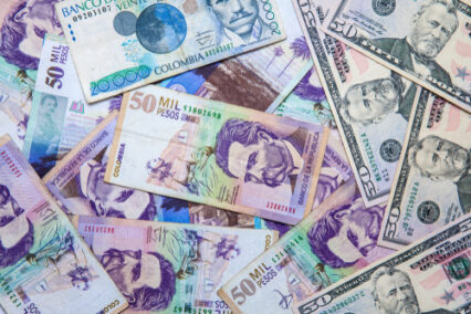 Remitly vs. Wise for Colombia: Compare Fees, Exchange Rates, and COP Delivered From the United States [2026]