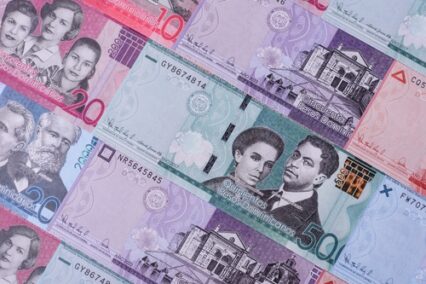 Remitly vs. Wise for Dominican Republic: Compare Fees, Exchange Rates, and DOP Delivered From the United States 2026