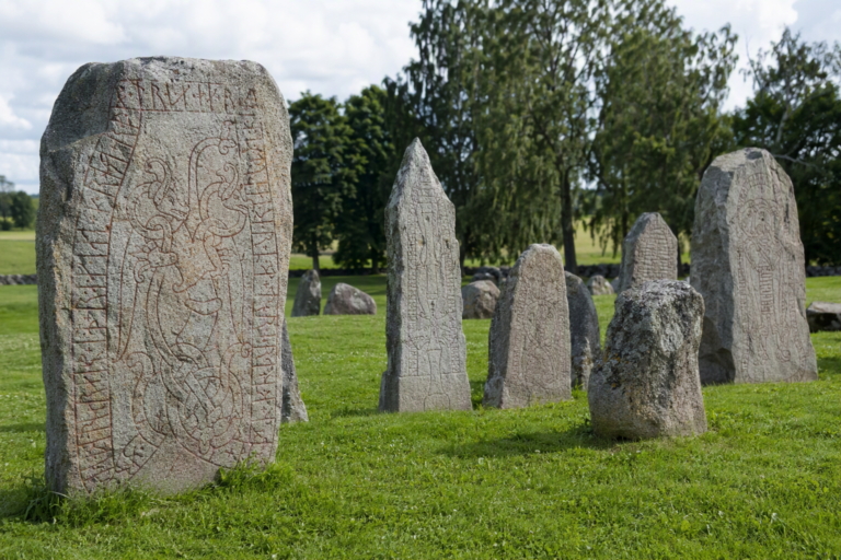 The Runic Alphabet Demystified for the UK