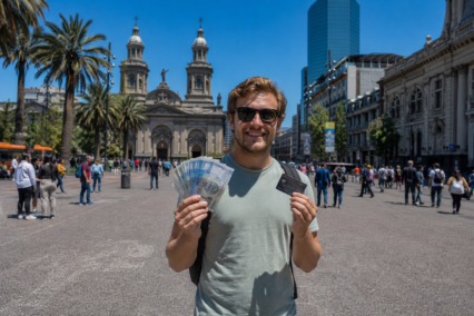 What Australians Should Know About Cash and Card in Chile
