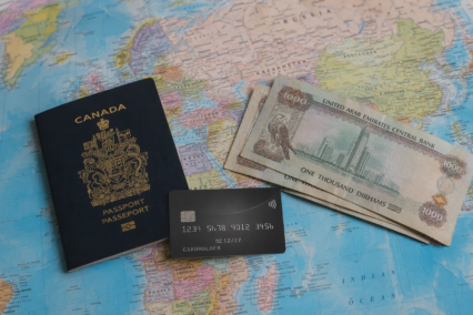 What Canadians Should Know About Cash and Card in the UAE