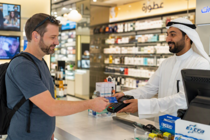Paying Your Way Through Kuwait: A Guide for Canadians