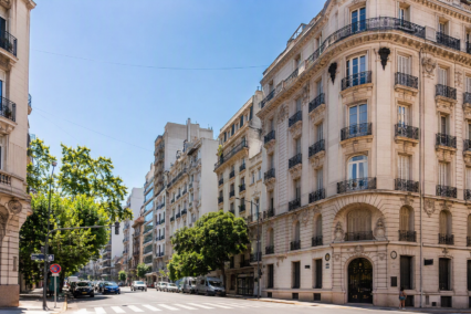 Buying Property in Buenos Aires: A Market Built for Cash Buyers