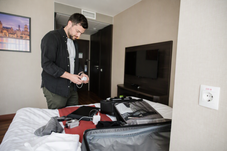 Travelling from the UK to Russia? What You Need to Know About Electrical Outlets